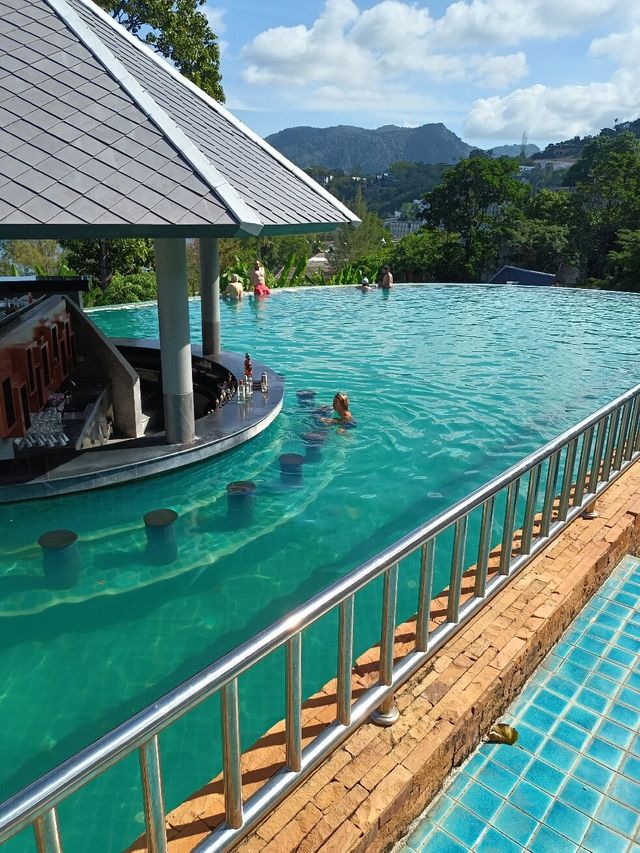 泰國普吉島|碧玉別墅度假村，美麗的避風港   酒店：碧玉別墅度假村  地址：17/38 Moo 