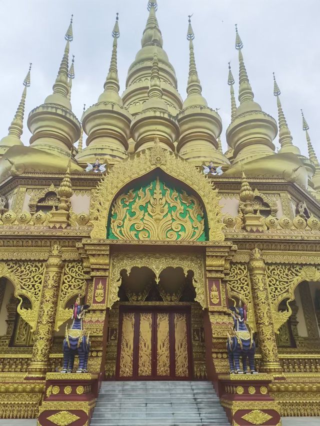 勐瀾大佛寺｜西雙版納的秘境禪意