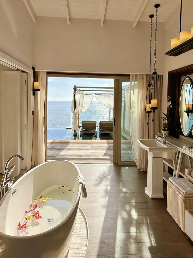 普吉島海景別墅天花板！