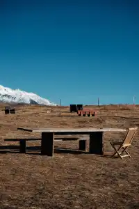 塔公草原 雅拉雪山下的咖啡屋