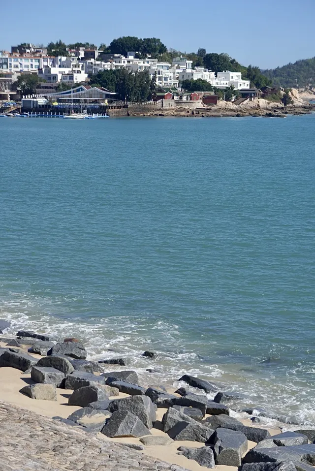 我真希望東山島能再商業化一些……