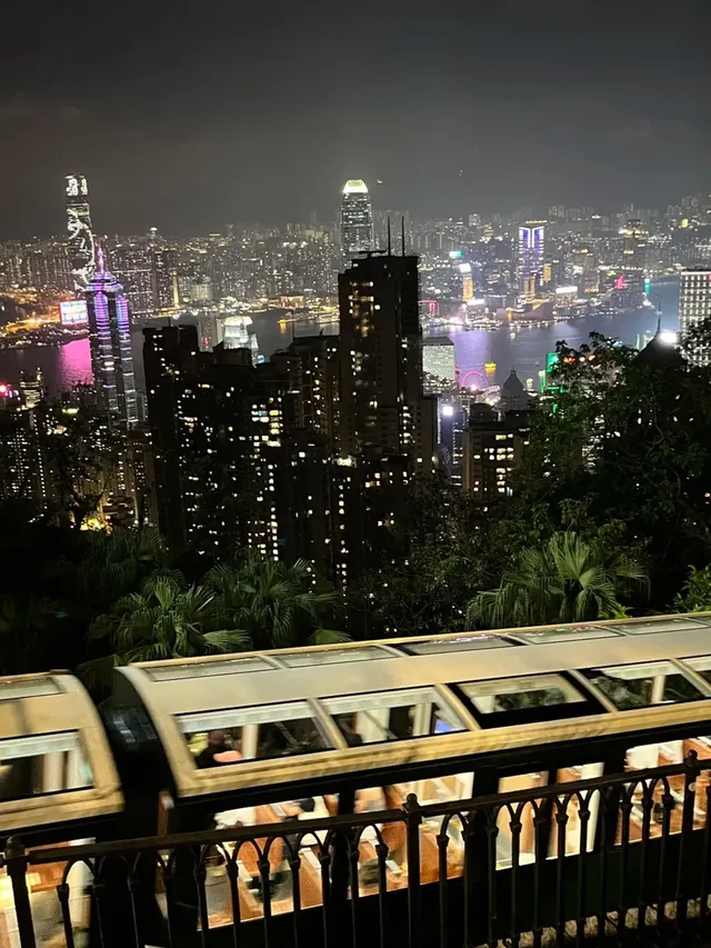 週末夜遊香港,香港夜景別有一番風味 週末夜遊香港,香港夜景別有一番風味