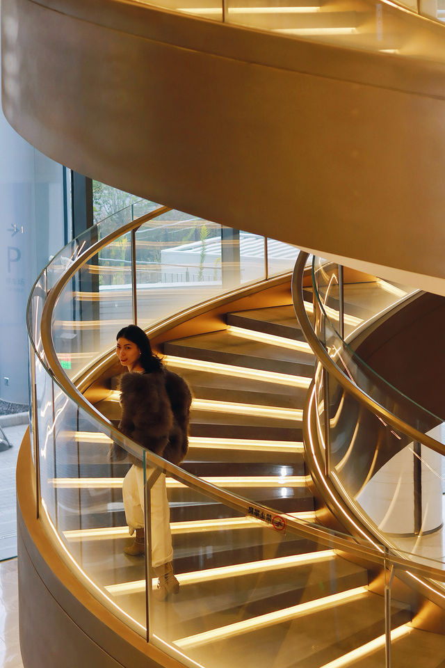 魔都24小時轉機攻略：躺看飛機起落，輕鬆打卡上海精華！