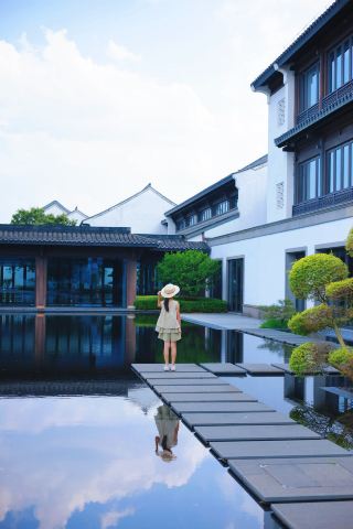 Shaoxing family vacation | Dongshan Daguan hotel stay guide This time I brought my daughter to Shaoxing and chose Dongshan Daguan hotel—it was definitely the right choice! Far from the city noise