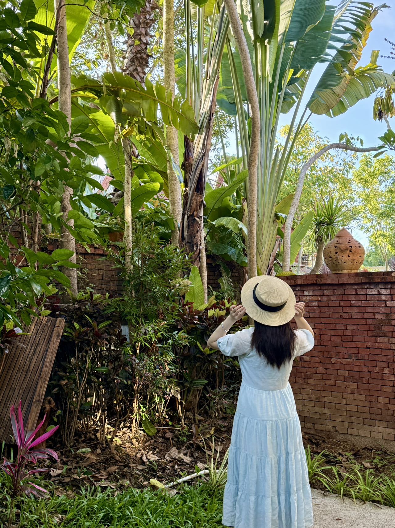 Anlan Ruihe Mengbala Resort Hotel