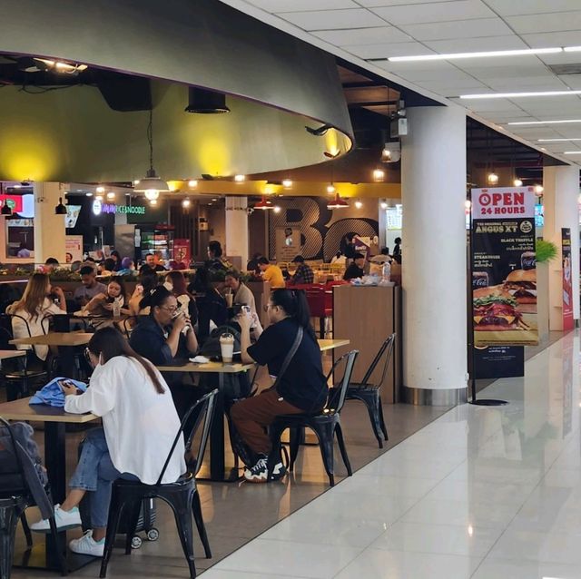 Street food @ Don Mueang Airport 