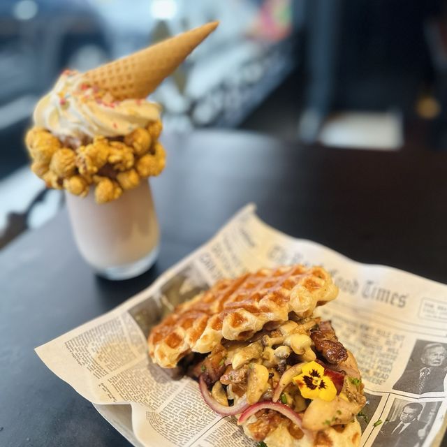 🥞 大坑特式斑戟 • 牛角包窩夫x隨機奶昔