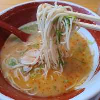 【大阪グルメ】生卵無料でさっぱり味のラーメン東大！