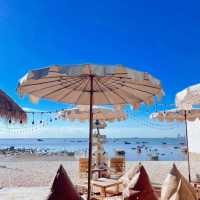 ร้าน Hideout Beach and Cafe