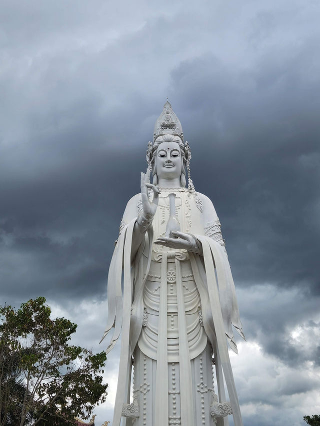Linh An Pagoda