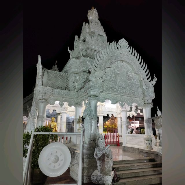 ศาลหลักเมืองน่าน เสาหลักเมืองน่าน