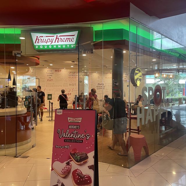 더울 땐 아이스아메리카노~~~도넛 “Krispy Kreme”