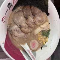 火影忍者一樂拉麵（台北市信義區松壽路20號•台北信義威秀影城2樓）