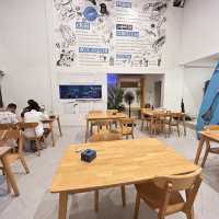 Tawaen beach restaurant ร้านสุดชิล บนเกาะล้าน