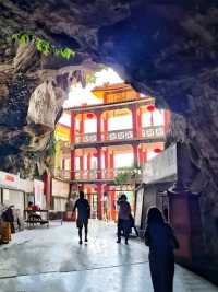 Perak Cave Temple exploration!