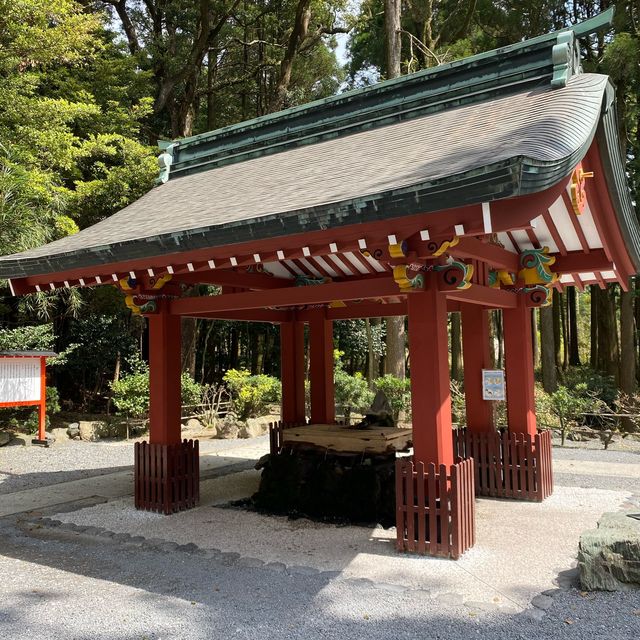 鹿児島「霧島神宮」神話と霊験あらたかな由緒ある国宝に指定された神社