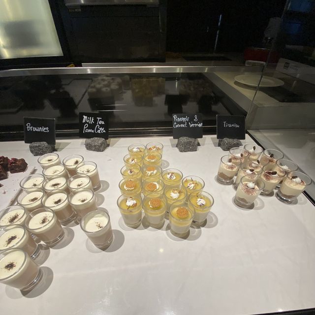 型格的環境享用自助下午茶