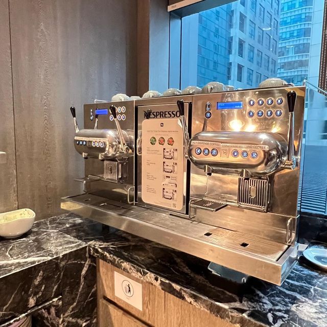 Having breakfast at Dao by Dorsett 
