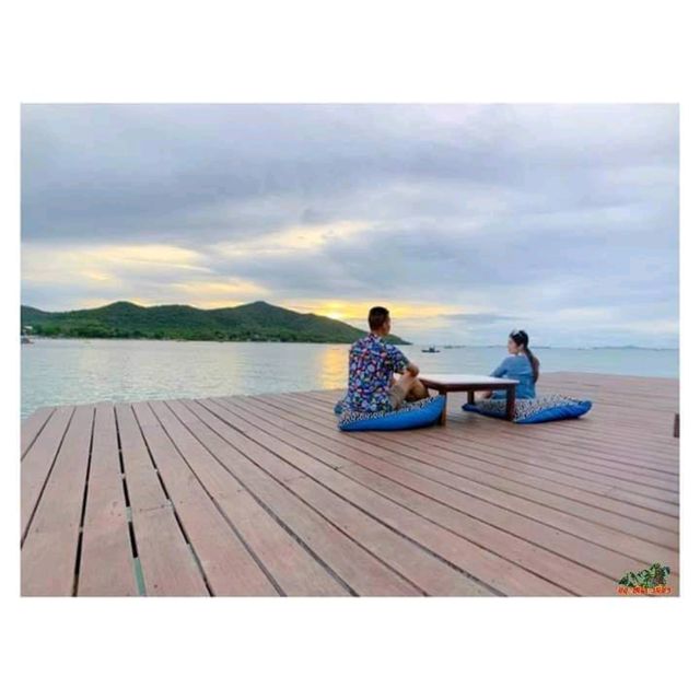 ⛵️“เหนื่อยก็พัก...แล้วชวนคนรักมานอนริมเล”🌴🌊