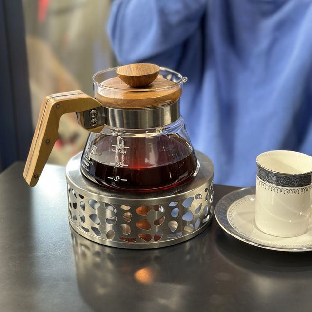 ☕️ 청계천 옆, 세련되면서도 옛스러운 감성 카페를 소개해요! 🩵