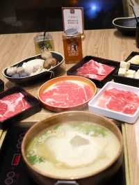 特色台式火鍋湯底及街頭小食
