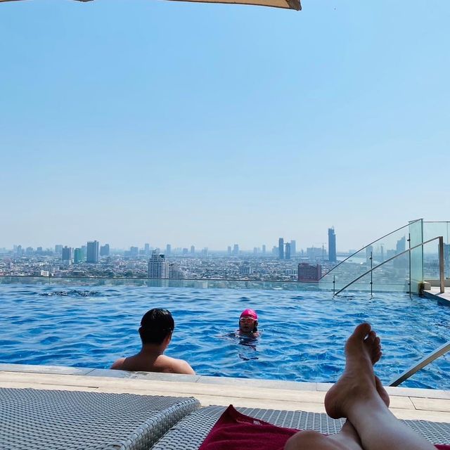 AVANI Riverside Bangkok Hotel