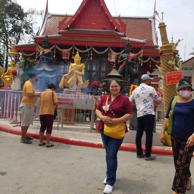 วัดจุฬามณี สมุทรสงคราม