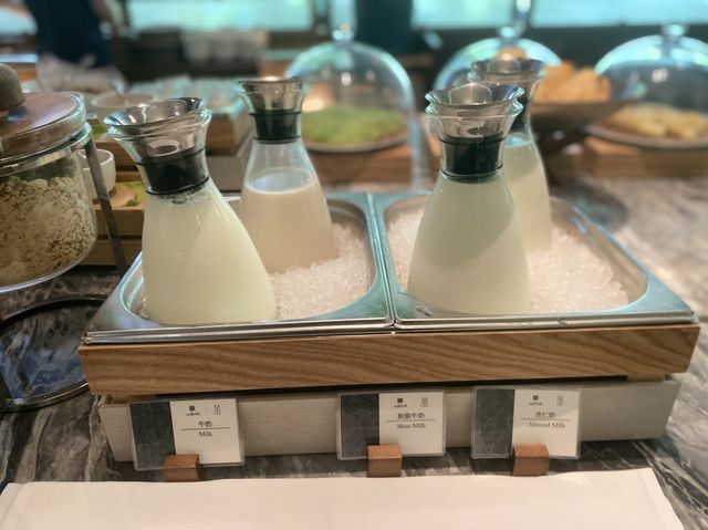  環境氣氛一流 東涌美味半自助午餐 