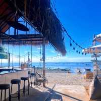ร้าน Hideout Beach and Cafe