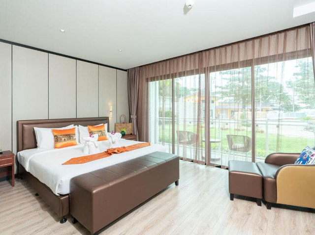 Royal Yao Yai Island Beach Resort