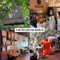 Retro Cafe คาเฟ่ลึกลับใจกลางเมือง