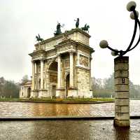 Neoclassical Arco della Pace in Milano🤍