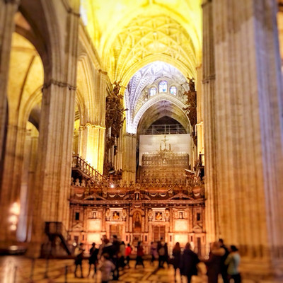 水彩コンテ　澤田武豊 氏 作 『セビリアの大聖堂』 水彩コンテ 澤田武豊 氏 作 『セビリアの大聖堂』