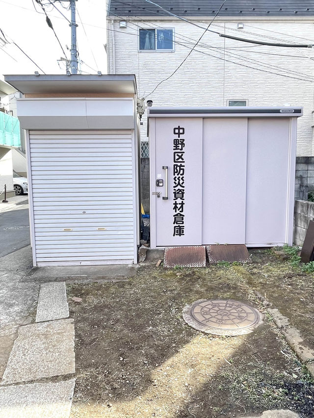 【白玉稲荷神社/東京都】高い塀のような石垣が珍しい神社