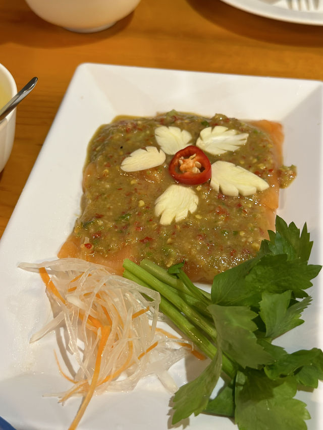 ร้านอาหารปักหลัก มะขาม 