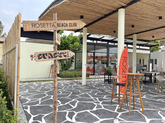 คาเฟ่สวยบางแสน Sea You Soon Seafood Cafe
