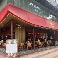 半開放式泰國越南菜餐廳