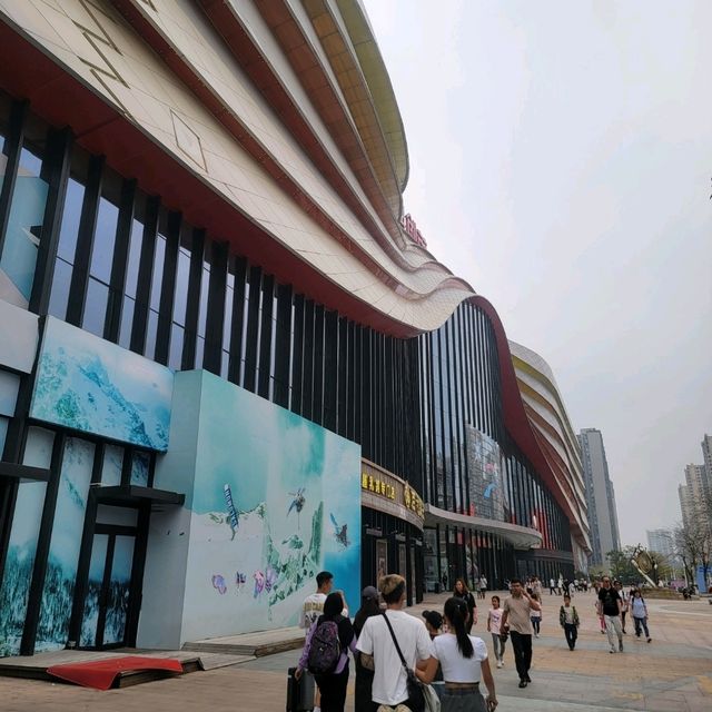 融創茂，適合一家大小的商場