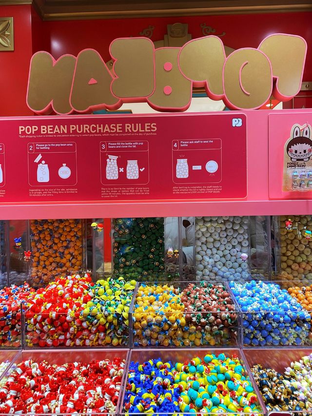 Another colourful Pop Mart in Shanghai 🌈