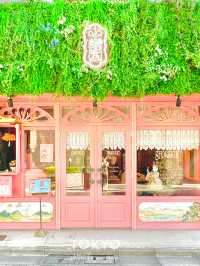 【東京】ピンクの建物カフェ
