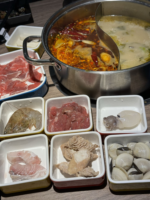 《任你魚肉雞煲烤魚火鍋放題》