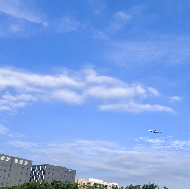 桃園「復興航棧」看飛機吃麵包喝咖啡✈️ 桃園「復興航棧」看飛機吃麵包喝咖啡✈️