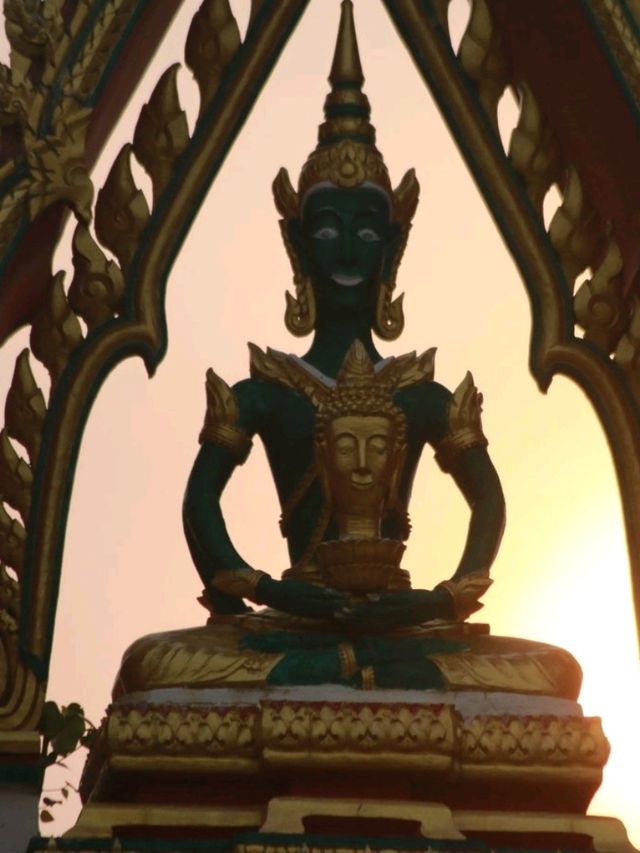 เที่ยวไหว้พระ วัดพระอินทร์แปลง
