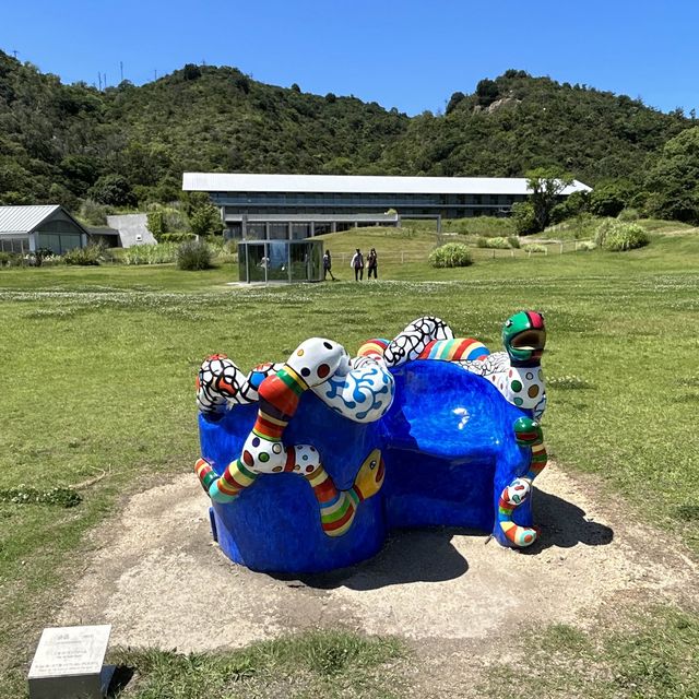 直島　ベネッセミュージアムの屋外展示