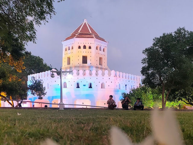 🌳 สวนสันติชัยปราการ