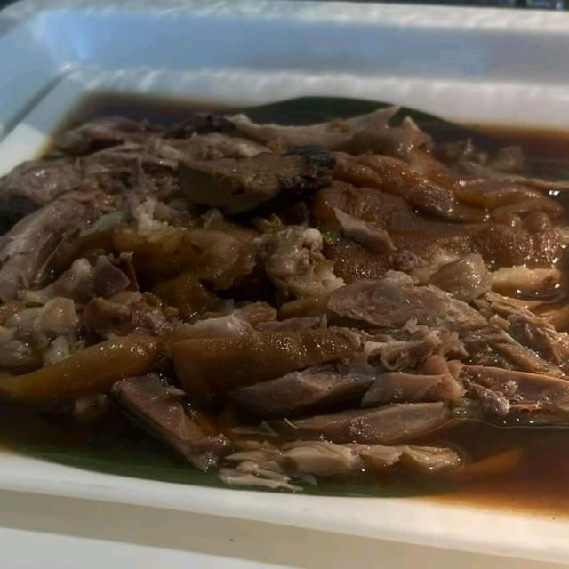 พามาทานอาหารบุฟเฟ่ต์ Street Food ในโรงแรม