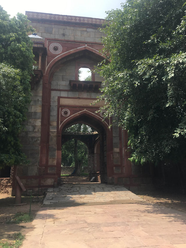 Exploring Humayun’s Tomb in New Delhi, India 🇮🇳