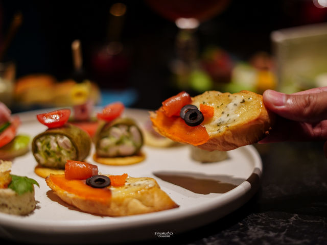  #รีวิวafternoontea ที่ Rendezvous Lounge & bar