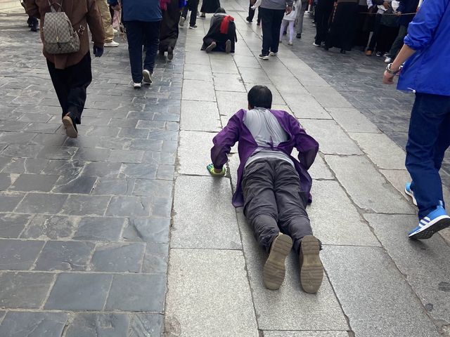 西藏八廓街～～好吃、好逛又好買的地方