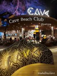 Cave คาเฟ่สวยนั่งชิวริมทะเล